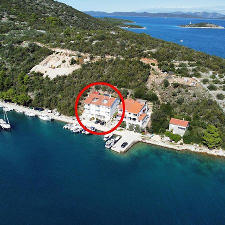 Apartments And Rooms By The Sea Zaglav, Dugi Otok - 8144 Sali  Kültér fotó