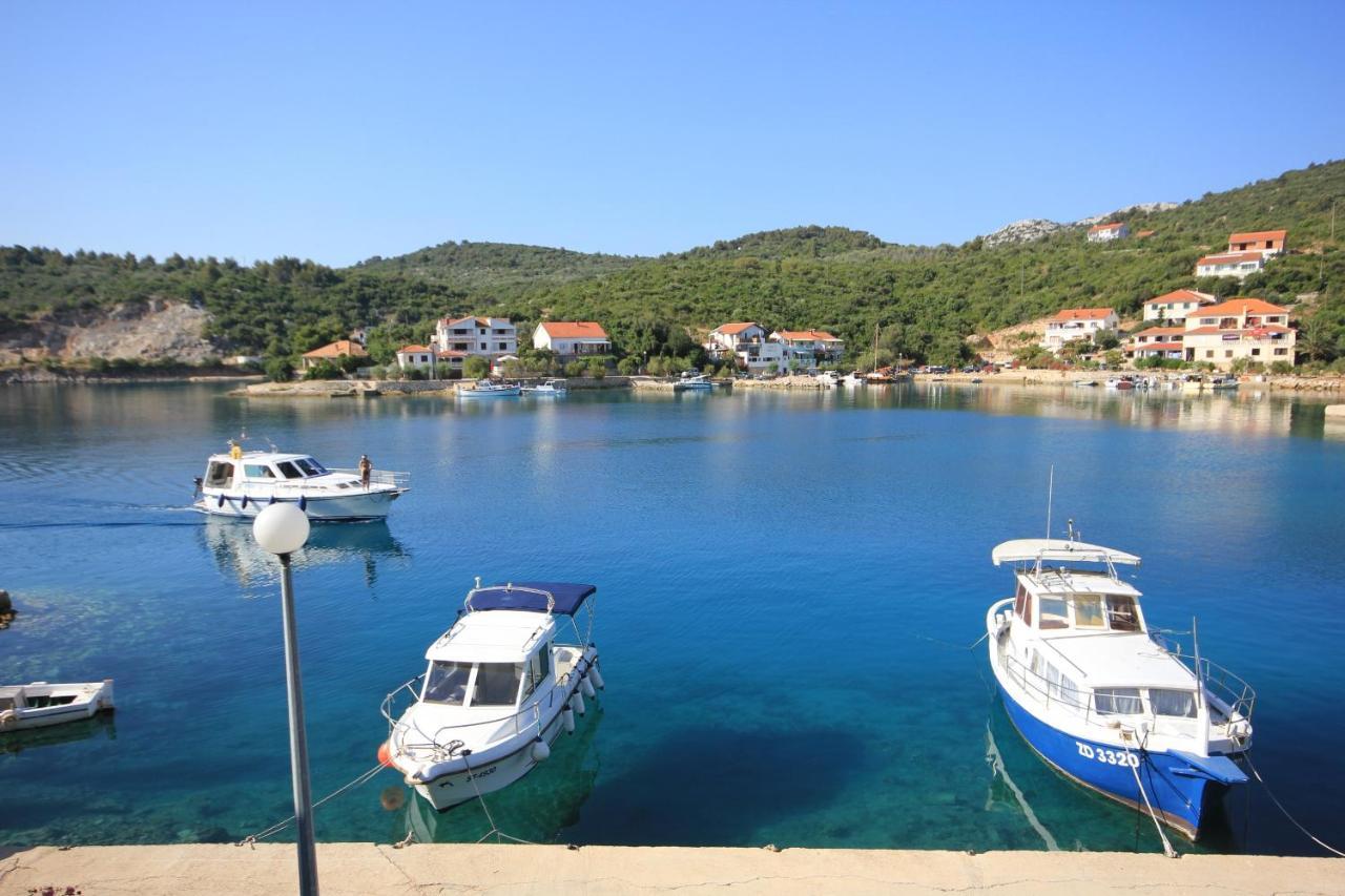 Apartments And Rooms By The Sea Zaglav, Dugi Otok - 8144 Sali  Kültér fotó