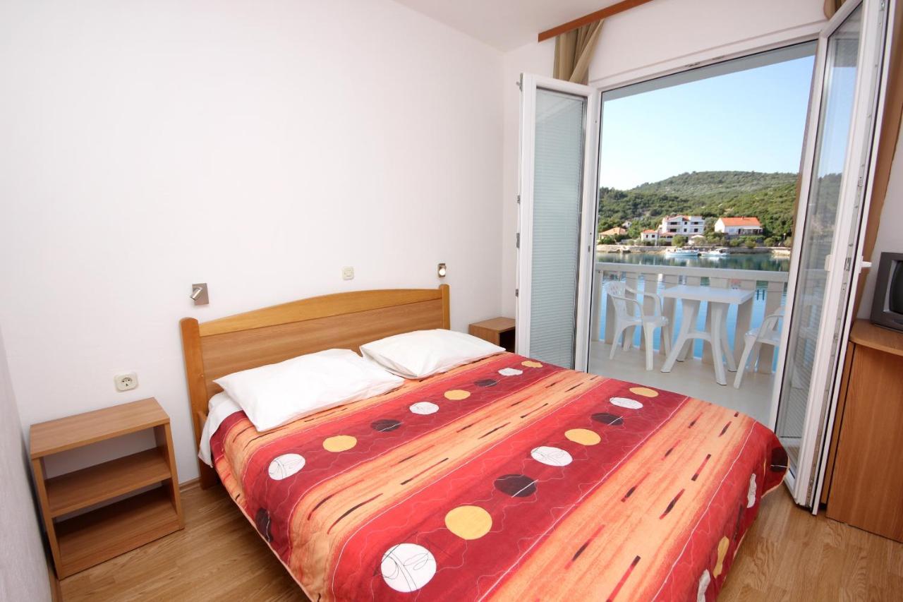 Apartments And Rooms By The Sea Zaglav, Dugi Otok - 8144 Sali  Kültér fotó